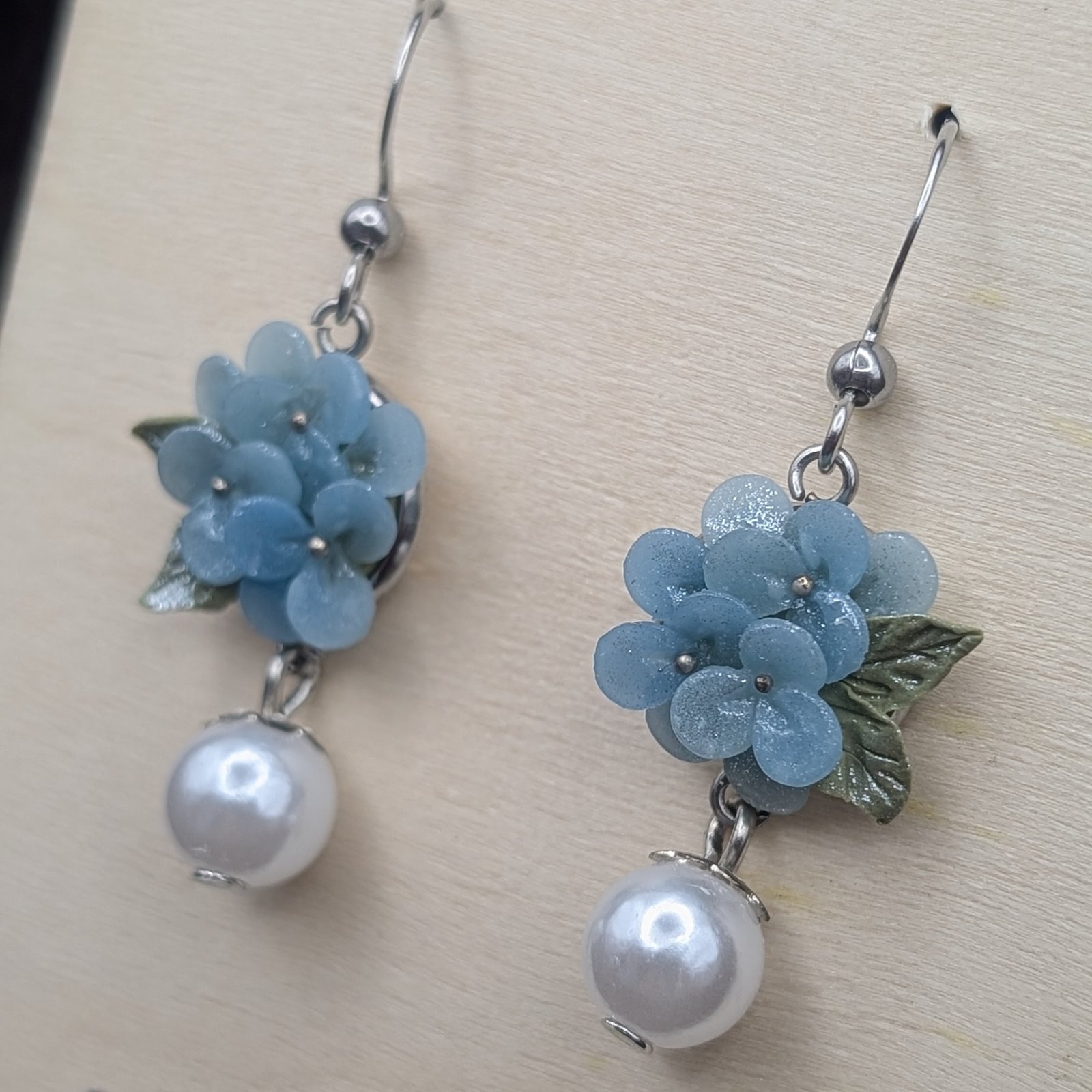 Blue Bloom & Pearl Drops